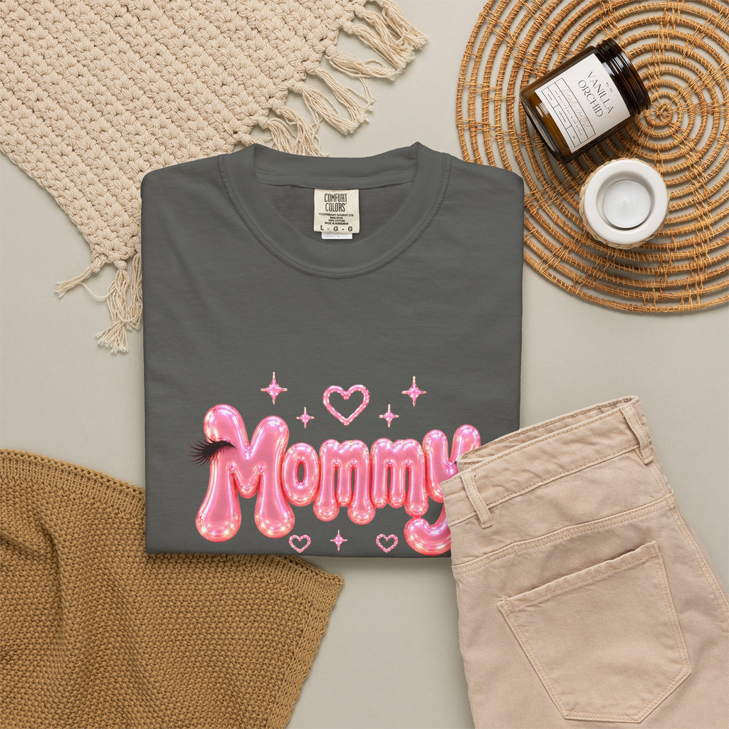 MOMMY Pink Balloon Eyelashes T-Shirt