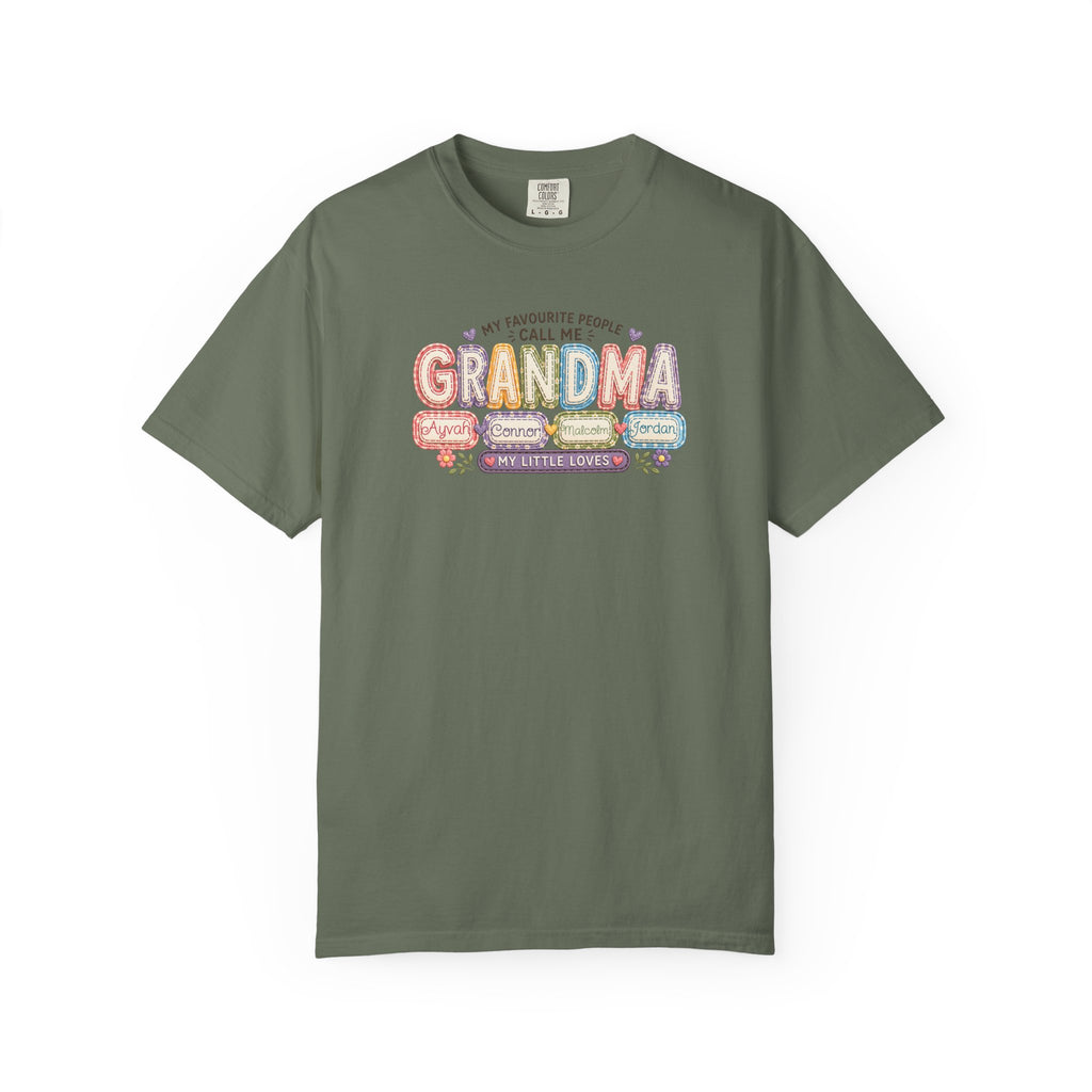 Grandma T-Shirt - My Favorite People Call Me Grandma (Cute Floral Retro Design)