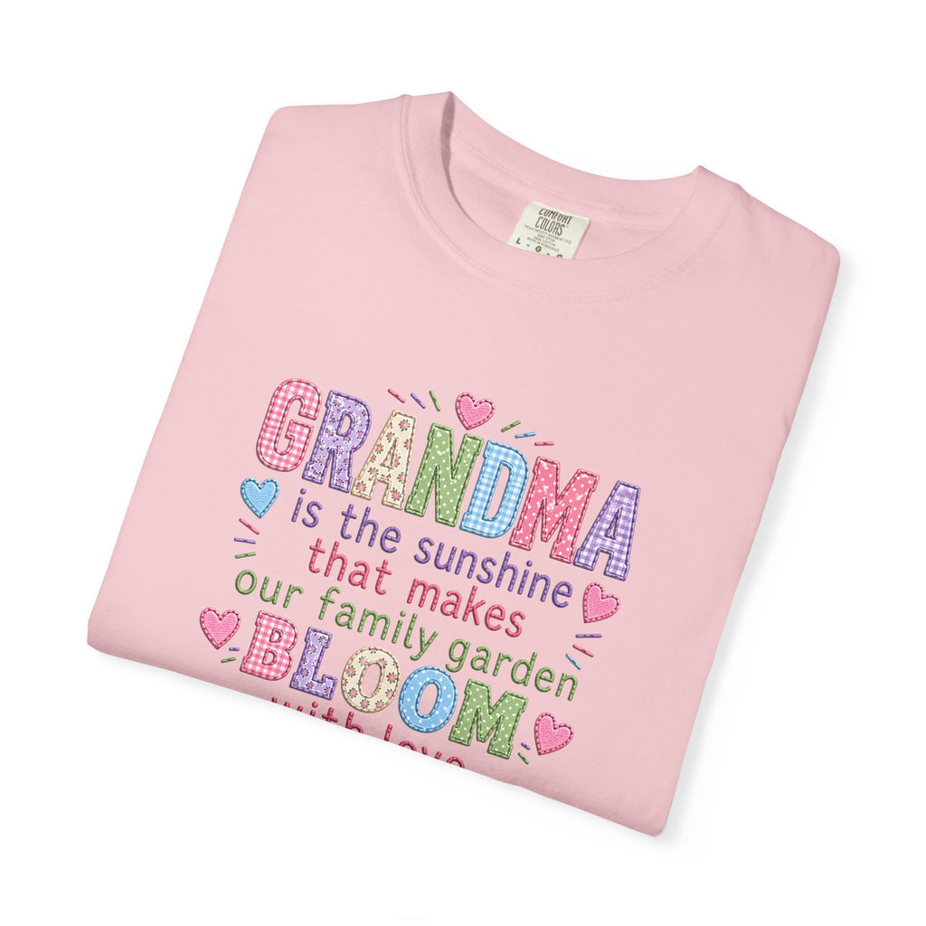 Grandma Is the Sunshine That Makes Our Family Garden Bloom T-Shirt