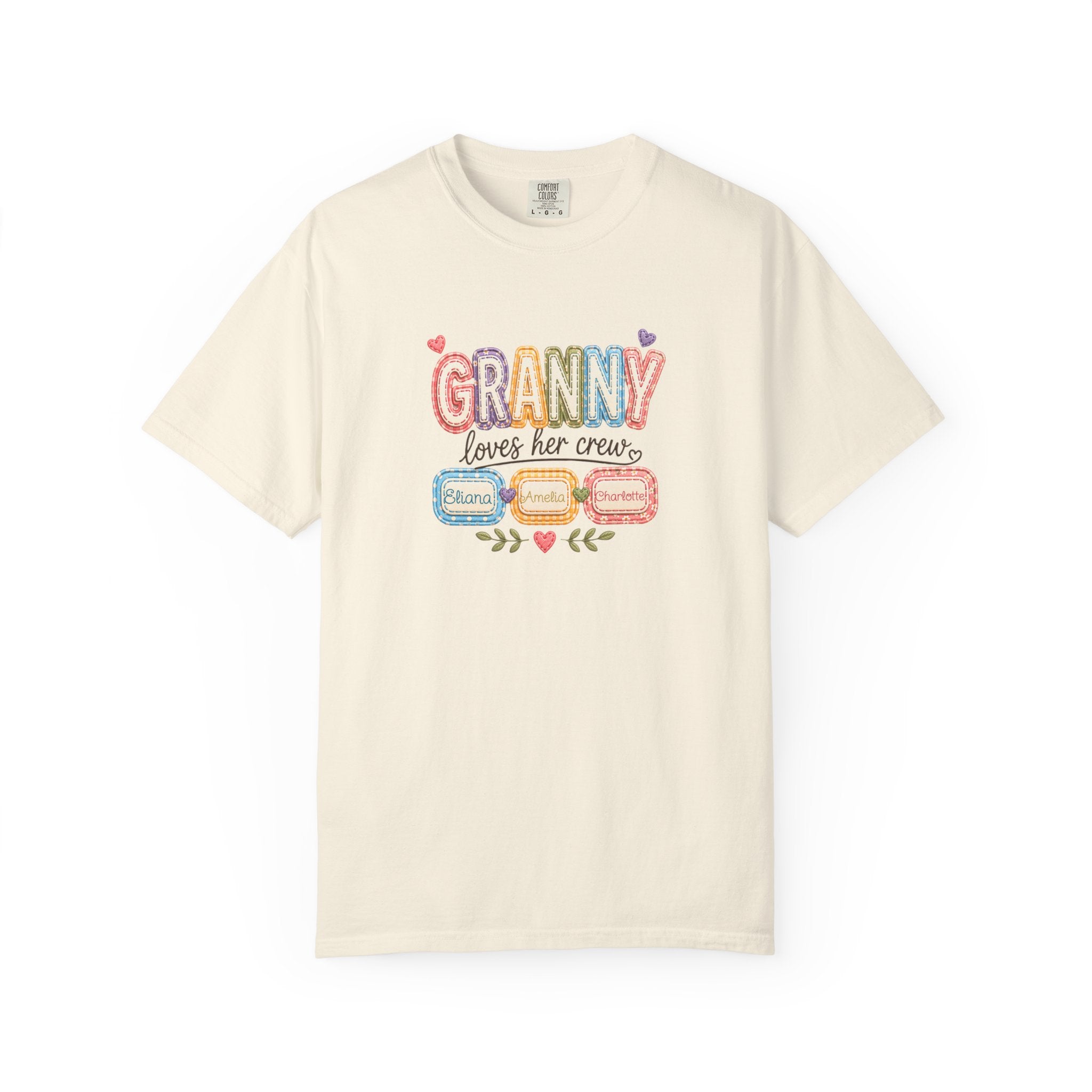 Granny Loves Her Crew T-Shirt – Cute Grandma Family Names Tee
