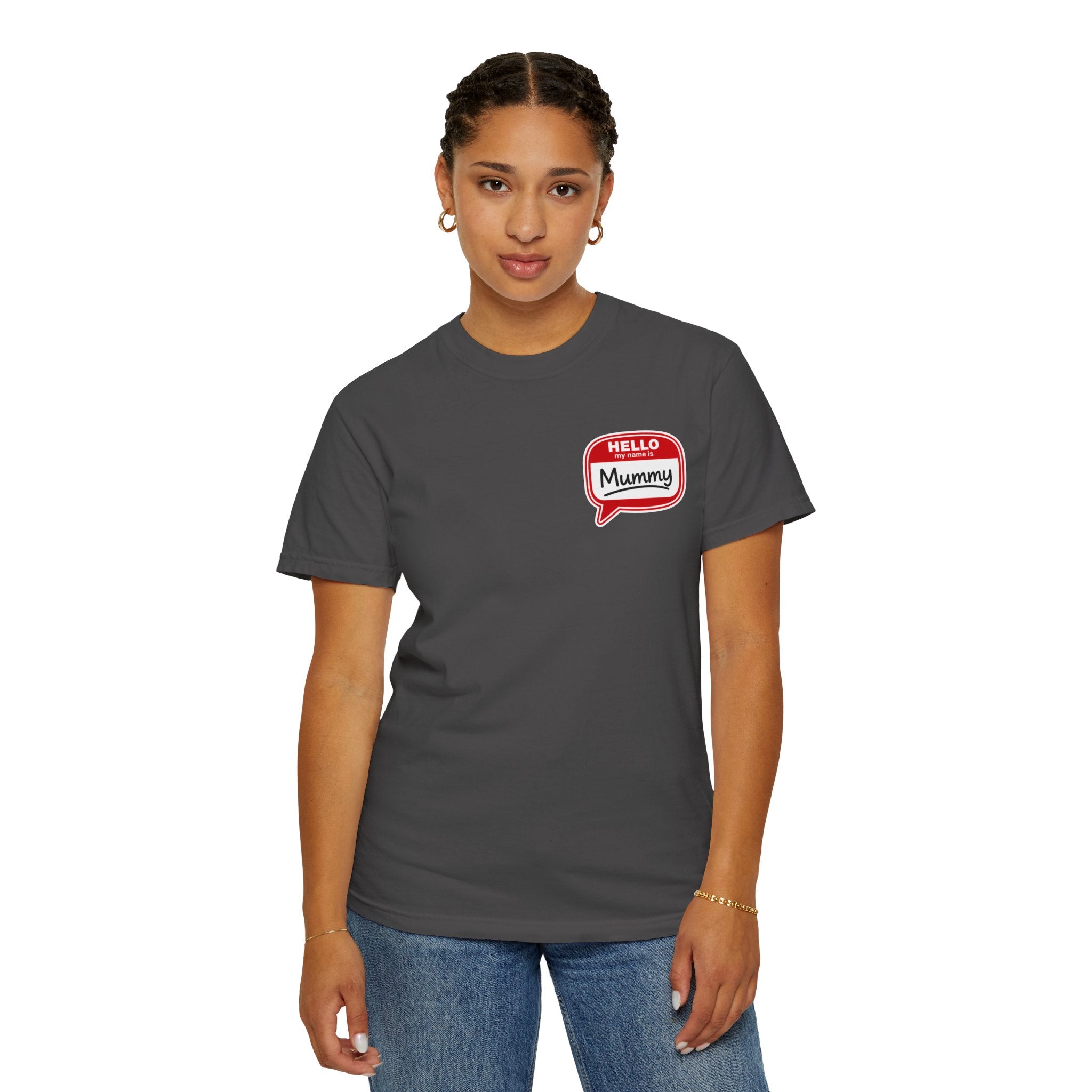 T-Shirt — "Hello Mummy" Retro Name-Tag Graphic