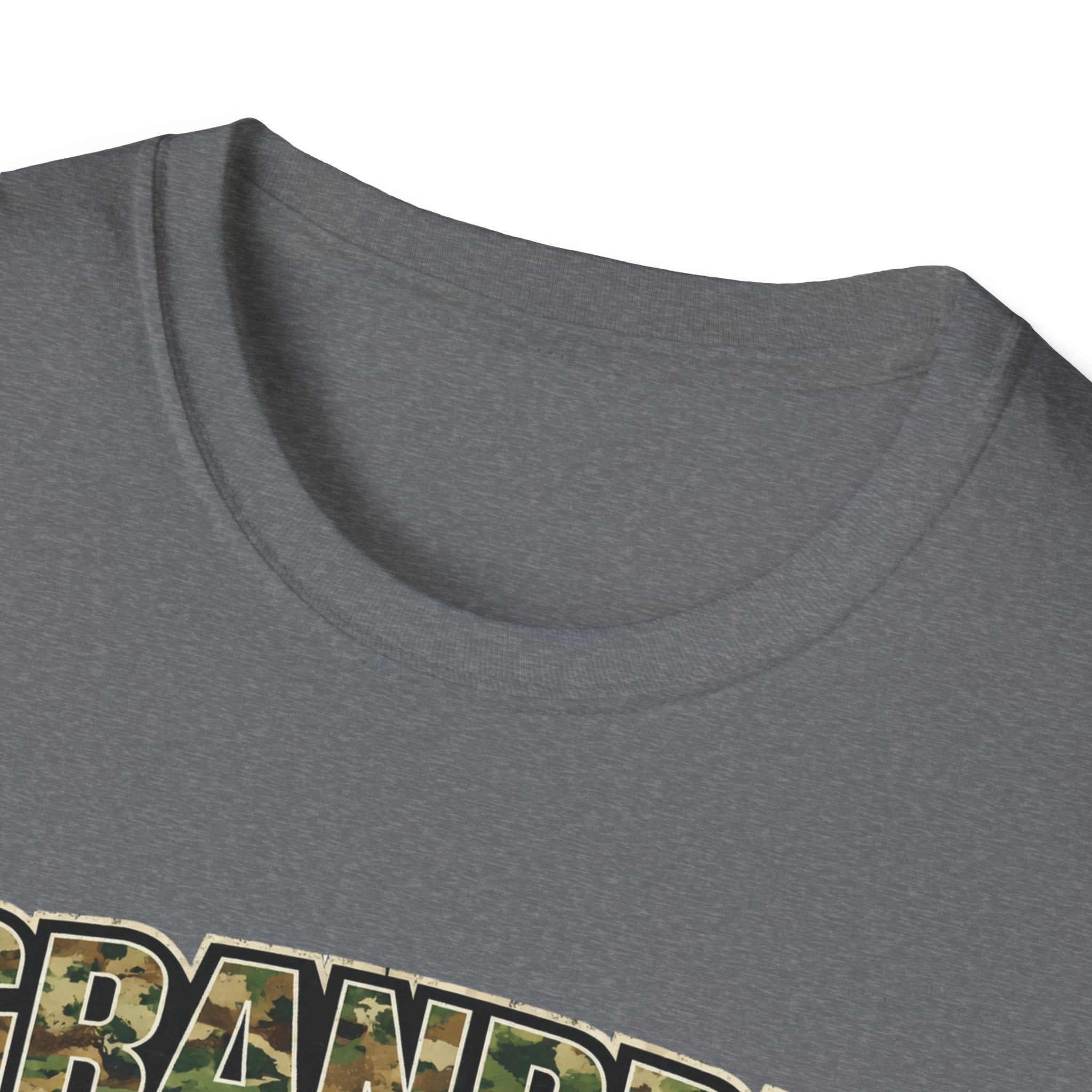 Grandpa T-Shirt – Camo 'Grandpa' Design with EST. 2026 – New Grandpa Gift
