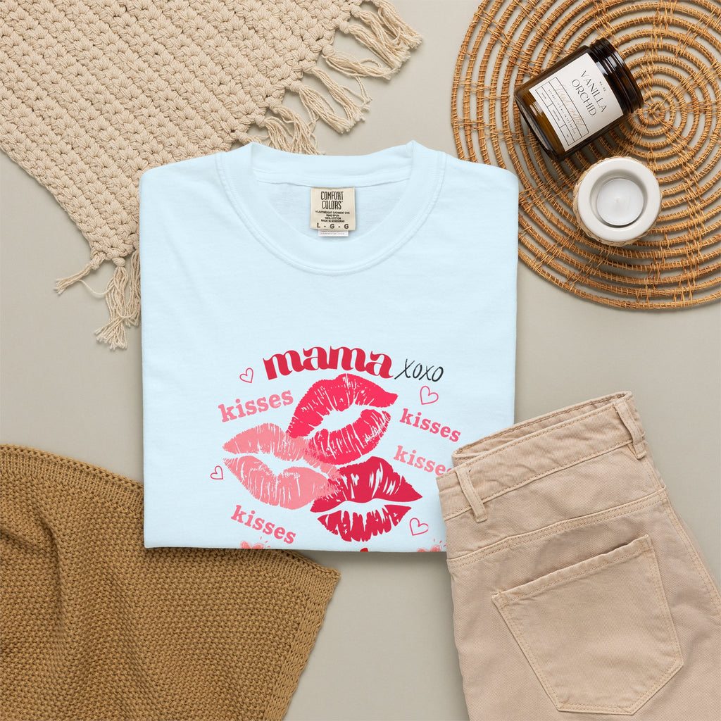 MAMA — Mend Everything Kiss Print T-Shirt