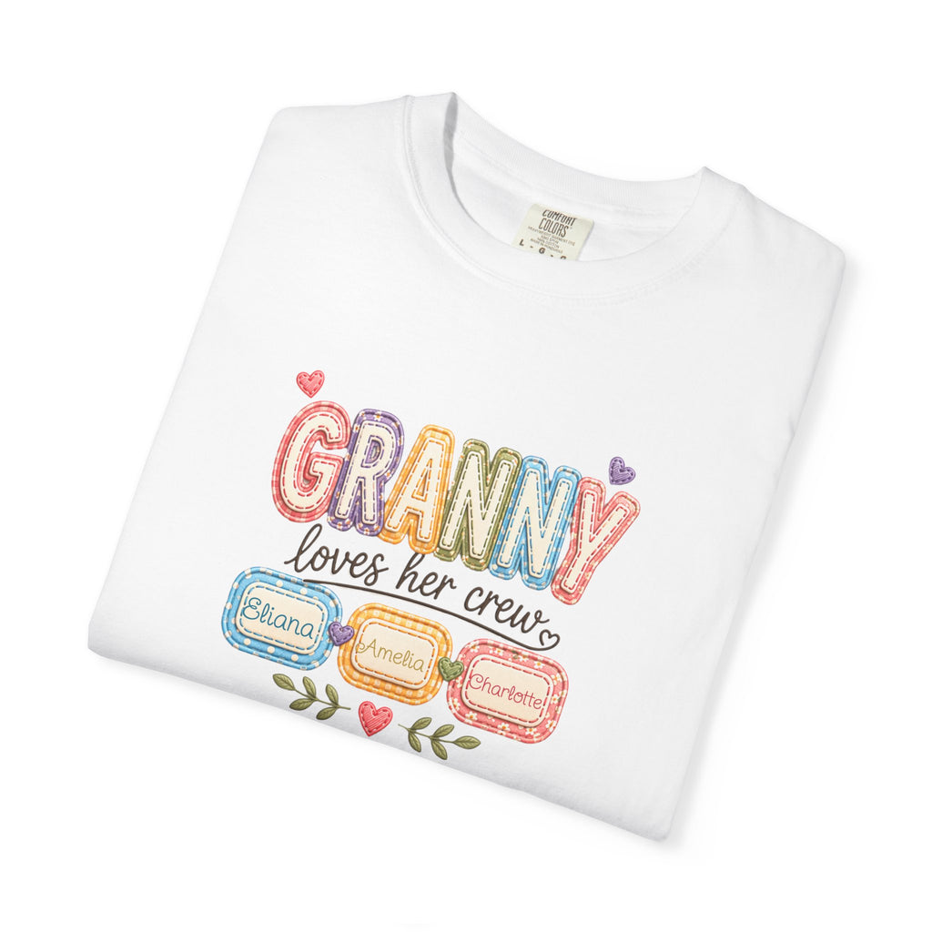 Granny Loves Her Crew T-Shirt – Cute Grandma Family Names Tee