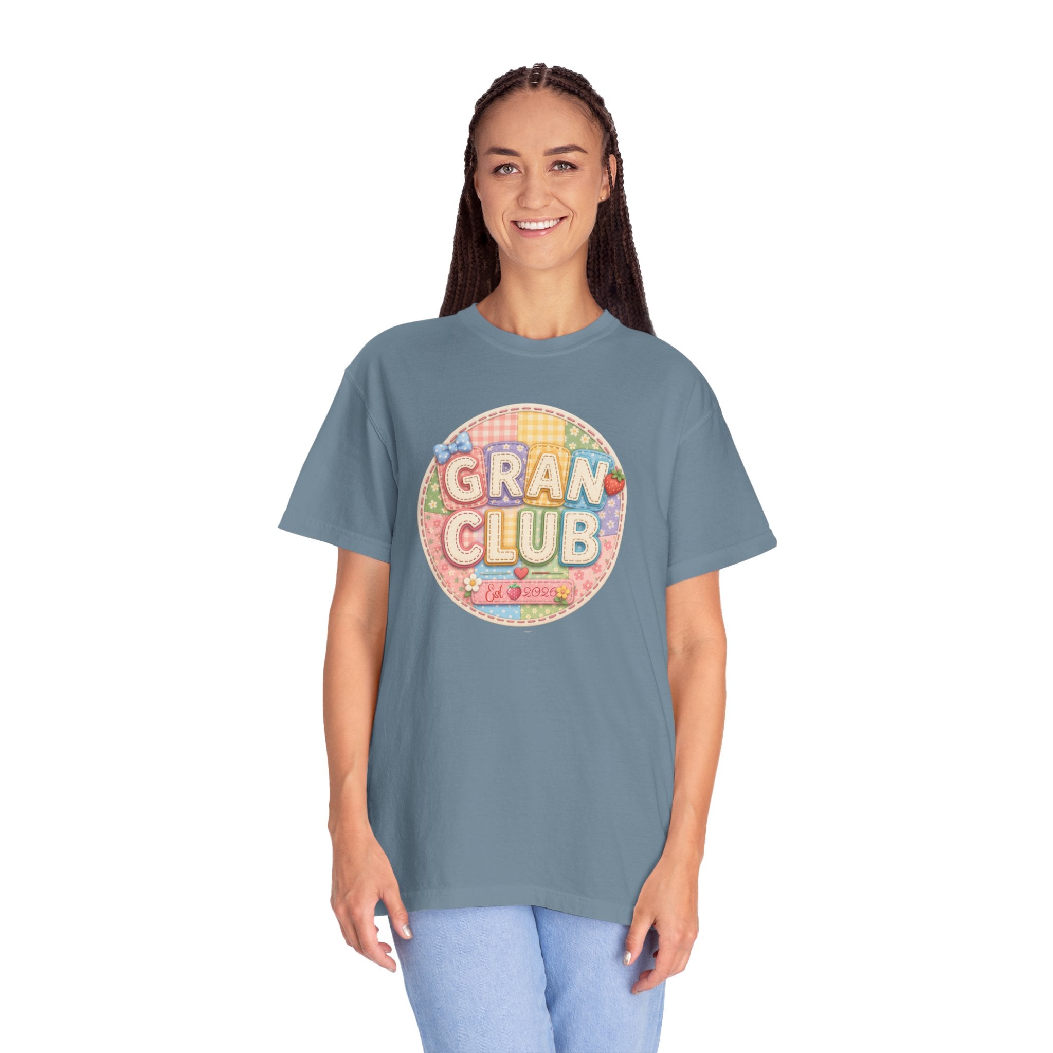 Gran Club Graphic T-Shirt — Retro Pastel Circle Design