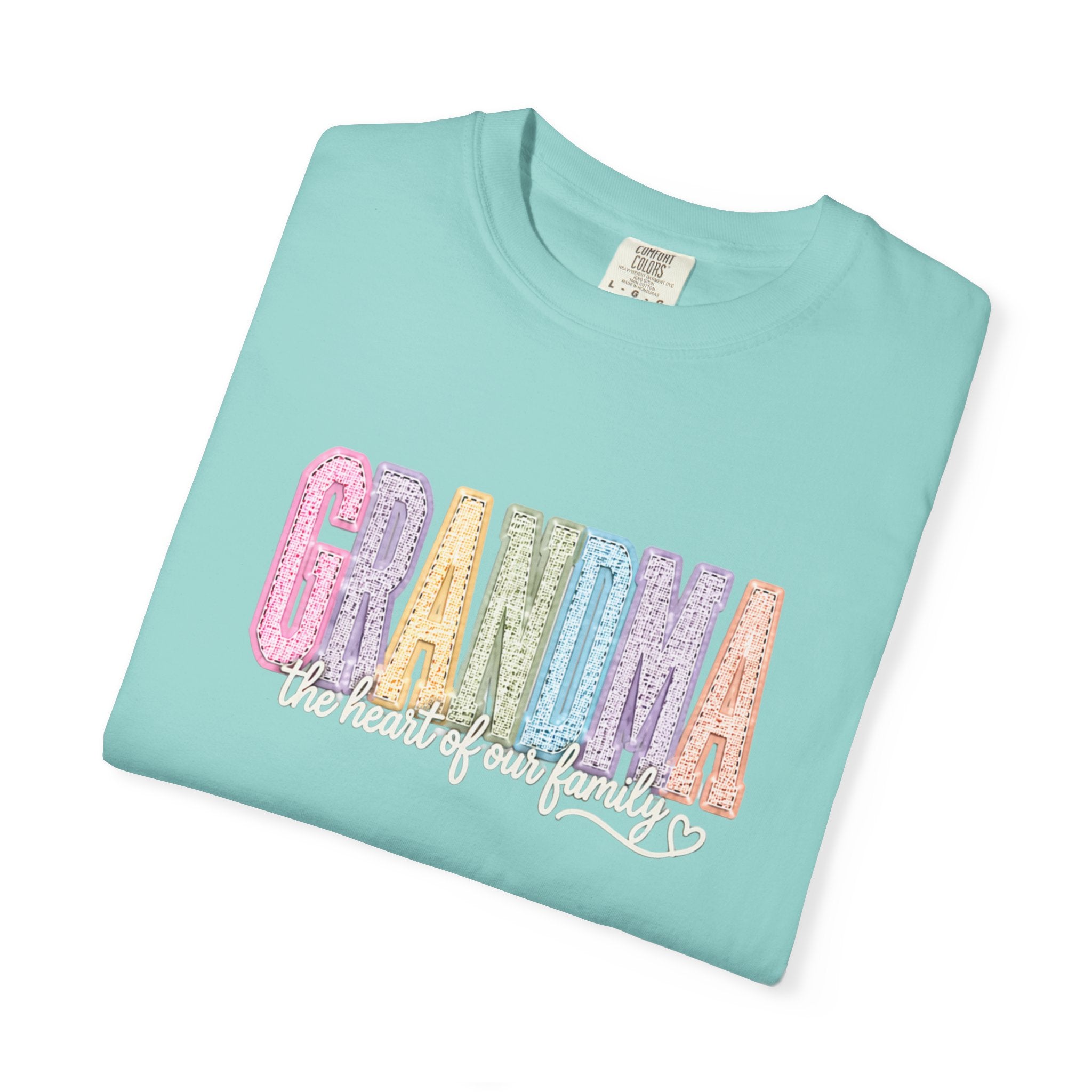 Grandma Floral Graphic T-Shirt — "Grandma, the heart of our family" Gift Tee