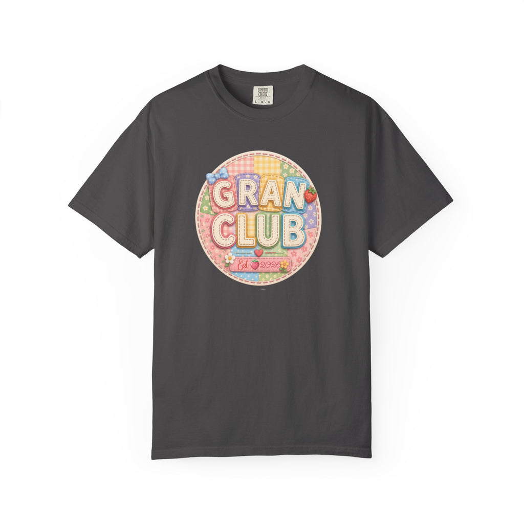 Gran Club Graphic T-Shirt — Retro Pastel Circle Design