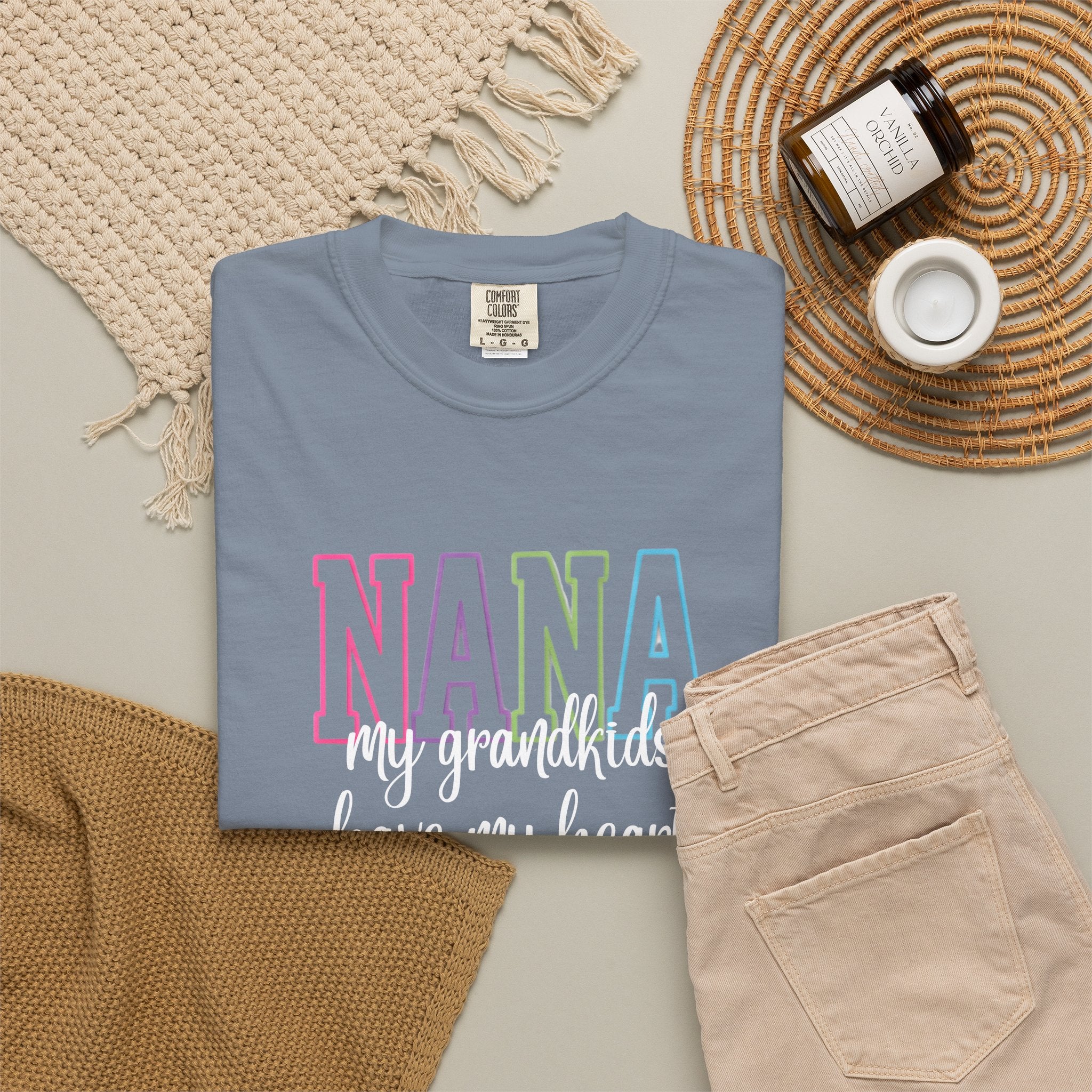 Nana Pastel Rainbow Tee — 'NANA' Floral Outline Grandma T-Shirt