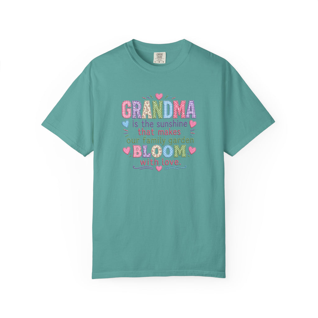 Grandma Is the Sunshine That Makes Our Family Garden Bloom T-Shirt