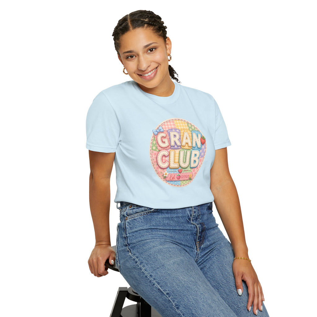Gran Club Graphic T-Shirt — Retro Pastel Circle Design