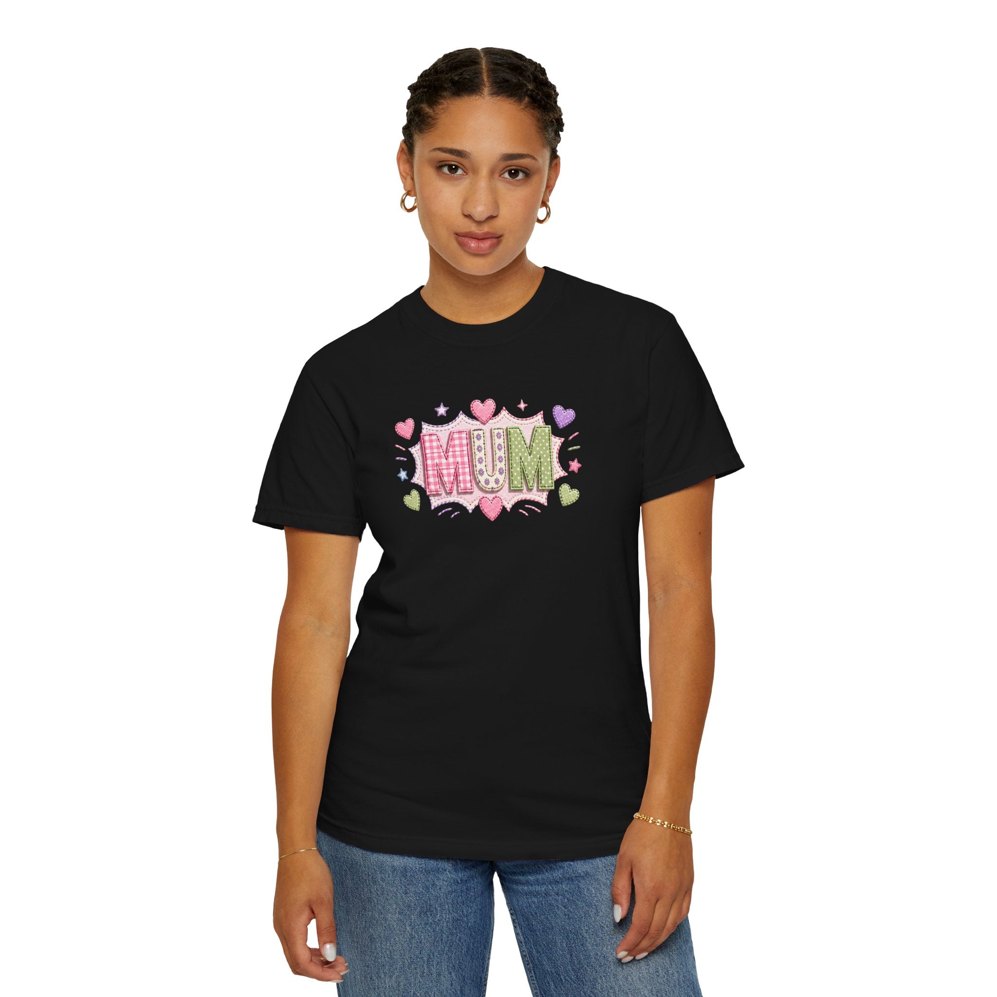 MUM Heart Patch Graphic T-Shirt — Cute Floral Mother’s Day Gift