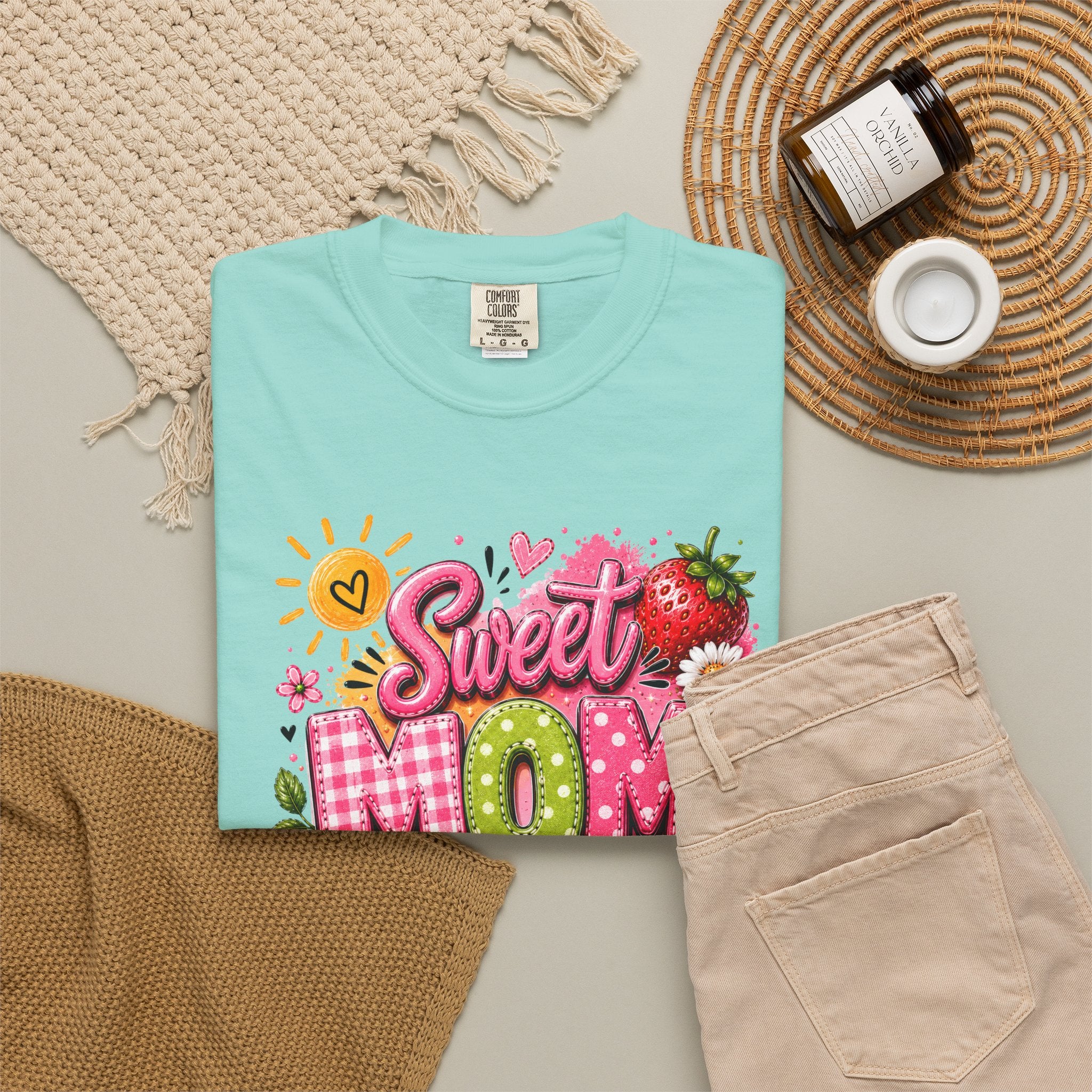 Sweet MOM Strawberry Tee