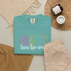 Grandma Loves Her Crew T‑Shirt — Pastel Family Grandma Tee