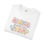 Grandma Loves Her Crew T-Shirt – Cute Pastel Grandma Family Tee