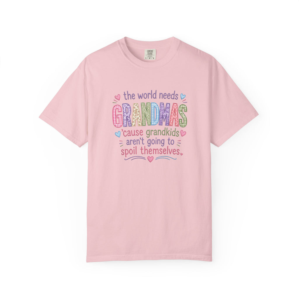 Grandma's Love Unisex T-Shirt - Fun Gift for Grandmothers and Family