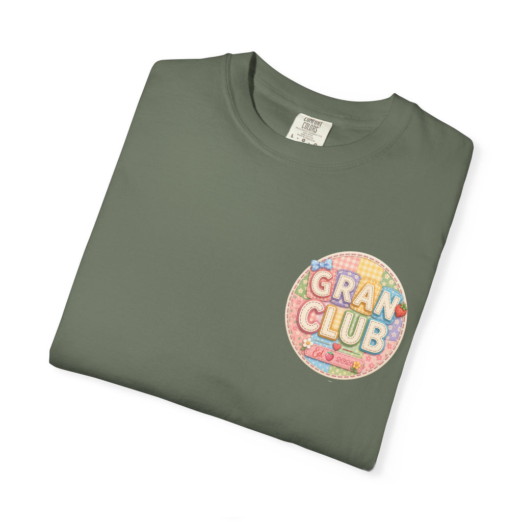 T-Shirt — "Gran Club" Retro Floral Badge Tee
